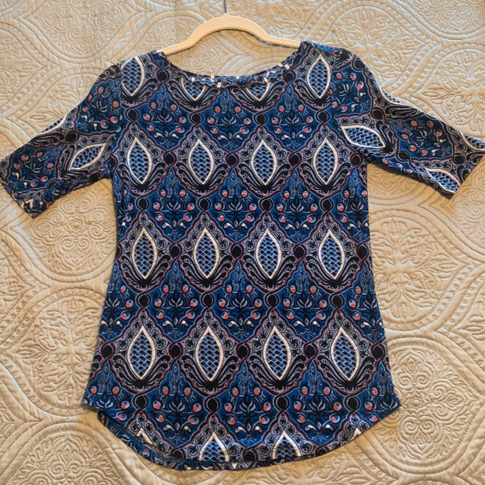 Loft linen blouse. Beautiful pattern, perfect for any occasion!
